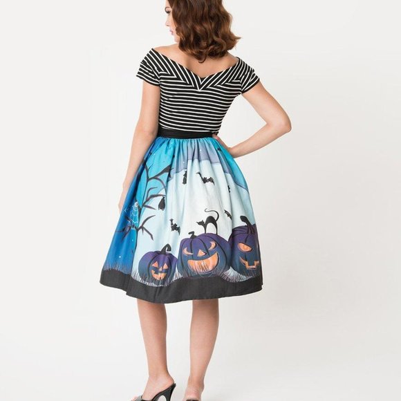 Halloween Blue Moon Pumpkin Circle Skirt NWT - Picture 3 of 3